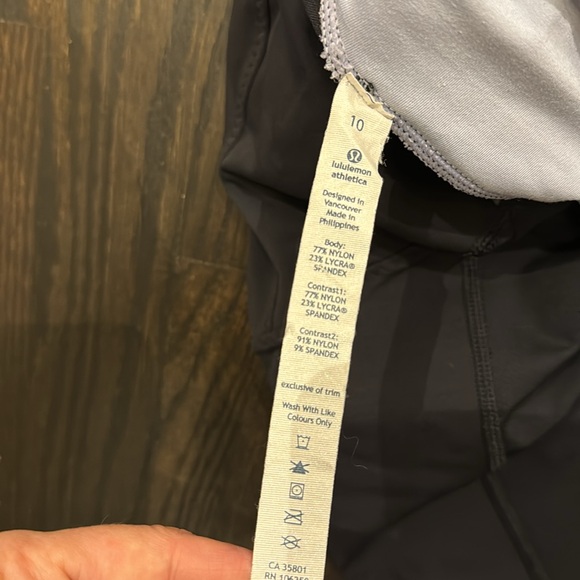 Lulu lemon cropped pant with pockets - size 10 - Picture 4 of 4